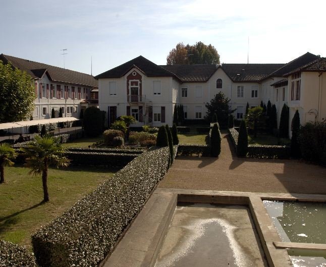 Prechacq les bains les jardins